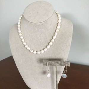 Stella Dot Freshwater Pearls & Pearl Drop Earrings